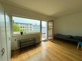 Hotelfotos: Gemütliches Apartment mit Balkon und Garten