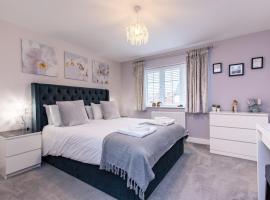 Hotel fotografie: 4 Bedroom Detached House Ideal for Families and Corporate Stays in Radcliffe on Trent