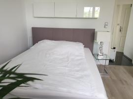 호텔 사진: Apartment im Grünen zwischen Messe & Flughafen Köln!