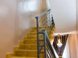 El Elyon Hotel and Suites