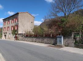 صور الفندق: Maison aux volets rouges