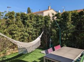 Photo de l’hôtel: Maison avec jardin entre mer et ville