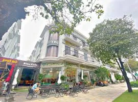 Blue Diamond Hotel