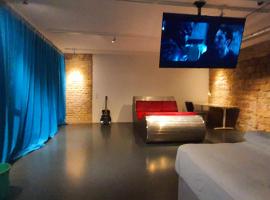A picture of the hotel: Zimmer im Loft