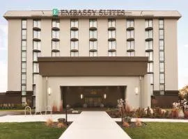 Embassy Suites by Hilton Bloomington/Minneapolis, hotel em Bloomington