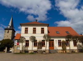 รูปภาพของโรงแรม: Urlaub am Harz - großes, altes, umfassend saniertes Ferienhaus