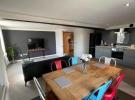 Hotel Foto: The Tannery Dublex 3 Bedroom Apartment