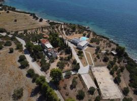 Hotel Foto: 3 Olive Trees -Retreat house