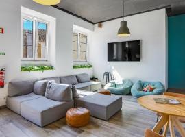 Hostellicious, hotel in Faro