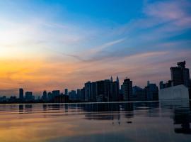 ホテル写真: Infinite Pool! Room in Kuala Lumpur