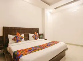 FabExpress Aerosky Inn - Nr Yashobhoomi Convention Centre