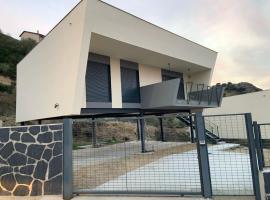 Chalet rural en Angeles de San Rafael, Hotel in El Espinar