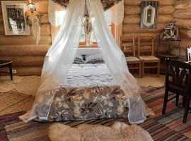 Tagavälja talu Cottage and Sauna on a farm B&B, rural experience, Hotel in Atsalama