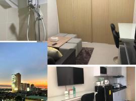 酒店照片: SMDC Grass Residences Tower 4 Bedroom w/ Balcony