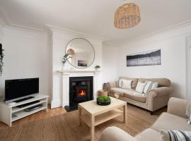 Falcon Terrace、バッドのホテル