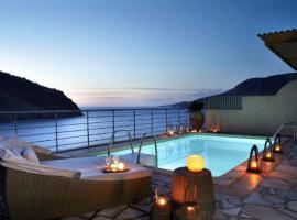 Hotel Photo: Magnificent Kefalonia Villa, Villa Chalker, 3 Bedrooms, Seafornt, Spectacular Sea Views, Private Outdoor Pool, Assos