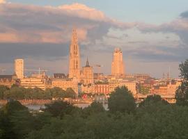 Hotel foto: Apartment Linkerover- City Centre & Cathedral view
