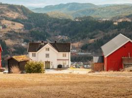 Hotel Photo: Pet Friendly Home In Svorkmo With House A Panoramic View