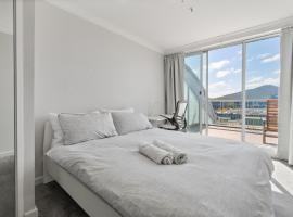 Foto di Hotel: Spacious Ensuite Room in a City Centre Duplex Apartment-2