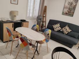 Hotelfotos: Pleasant studio in the heart of Avignon