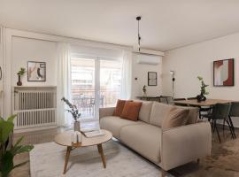 Hotel Photo: Modern Escape 2BR Apartment in Glyfada by UPSTREET