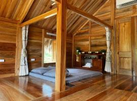 Na Tuệ An-Homestay 81 Võ Văn Kiệt, ξενοδοχείο σε Tuyên Quang