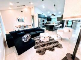 Hotel Photo: S&H Unlimited Luxury West Palm 3 Bedroom Home