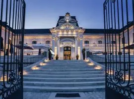 Best Western Premier Hotel de la Cite Royale