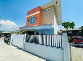 Elyu Villa with Pool & Parking, hôtel à Bacnotan