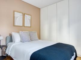 Hotel Photo: Spacious apartment in Chiado city Center for 6 People