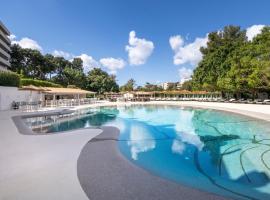 塞勒斯波塔爾斯濱海薩勒酒店，波塔爾斯諾斯的飯店