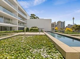 Hotel Photo: Urban Oasis with Parking Gym Sauna and Lap Pool