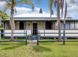 Hotel Photo: Old Bar Cottage