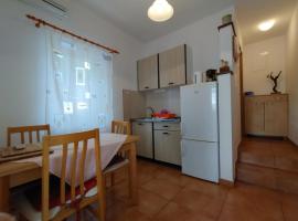 Gambaran Hotel: Apartment 4756-1 for 3 pers. in Vinišce