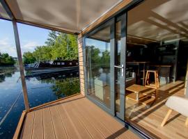 Prague Bay Houseboats, hotel v Praze