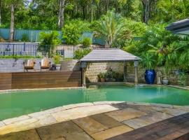 Splendour Hideaway - Luxury pool at Caves Beach, ξενοδοχείο σε Caves Beach