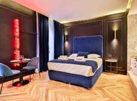 Hotel foto: Amazing Bedroom with Jacuzzi 2P Chatelet