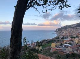 호텔 사진: Gioiosa Marea Casa Spisidda Vulcano per 4 con vista sulle Eolie