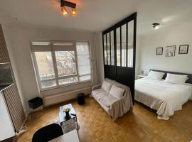 호텔 사진: One bedroom apartement at Ixelles