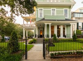 Hotel Photo: Grand Victorian Bed & Breakfast