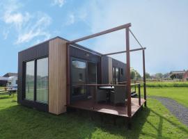 Hotel fotografie: Modern house with a beautiful view of Friesland