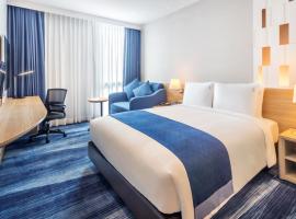 Holiday Inn Express Bangkok Soi Soonvijai by IHG, hotel in Bangkok