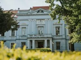 Hotel Kaštieľ Mojmírovce