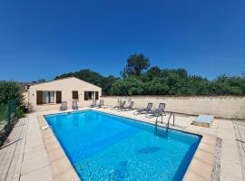 Hotel foto: Private Villa with pool France - Villa Hirondelles
