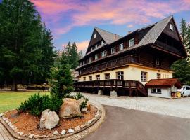 Hotel fotoğraf: Hotel Mikulášska Chata