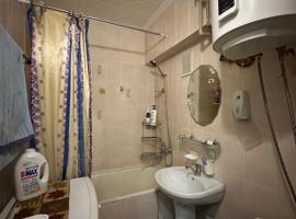 Hotel Photo: studio apartment on Tash-Kumyrskaya 8