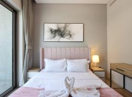 Hotel Photo: Livbnb - 1 br City central apartment close to Downtown and Business bay