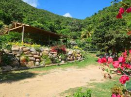 Hotel Photo: The Hillside Eco-Retreat