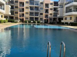 Hotel fotoğraf: Appartement de luxe dans une résidence fermée avec piscine