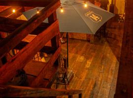 Kamazoztz Hostel and Travel, hotel en Antigua Guatemala